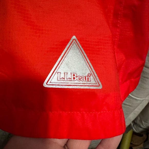 L.L. Bean Toddlers' Discovery EUC Rain Jacket Colorblock, Size 2T, (Red/Blue) - Picture 5 of 14